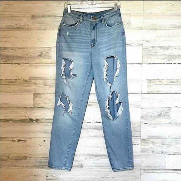 BDG Urban Outfitters W29 Mom high rise distressed denim, tapered jeans light was - Picture 1 of 12
